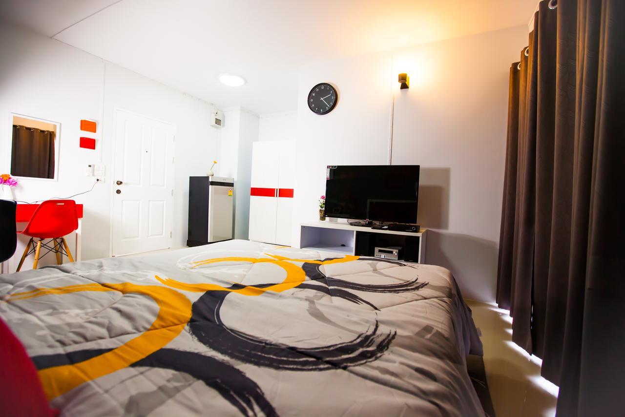 Room 9 Residence (Adults Only) Pluak Daeng Exterior foto